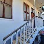 Modern Apartment In Stone Town